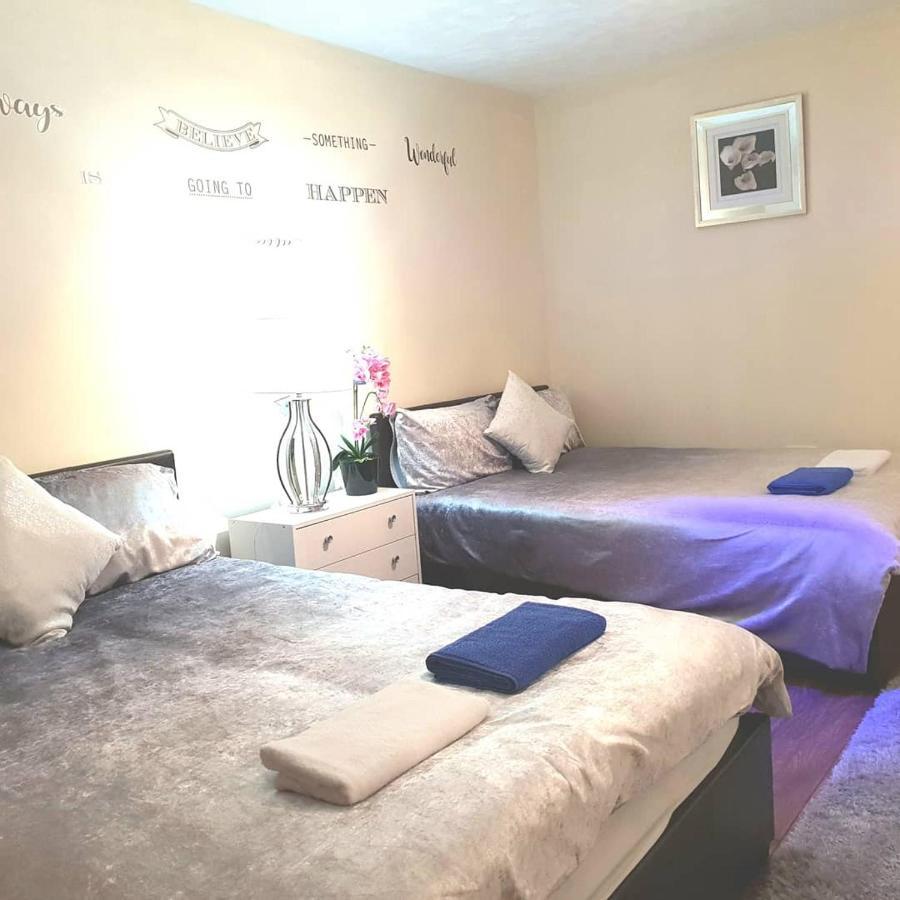 Gabriel Guesthouse Rhyl Ngoại thất bức ảnh
