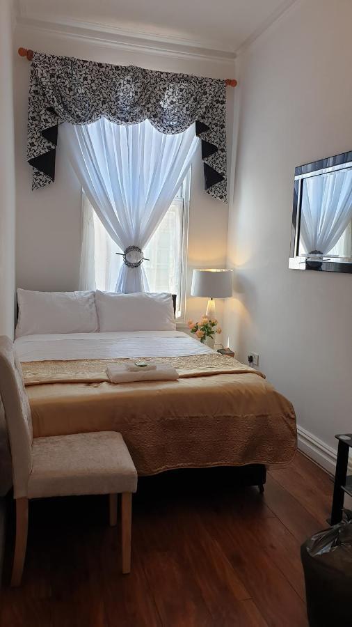 Gabriel Guesthouse Rhyl Ngoại thất bức ảnh