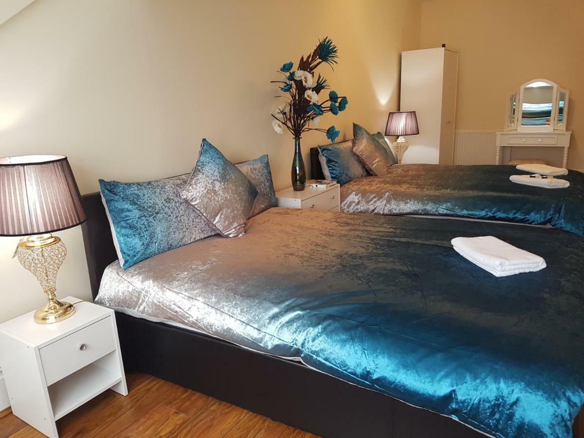 Gabriel Guesthouse Rhyl Ngoại thất bức ảnh