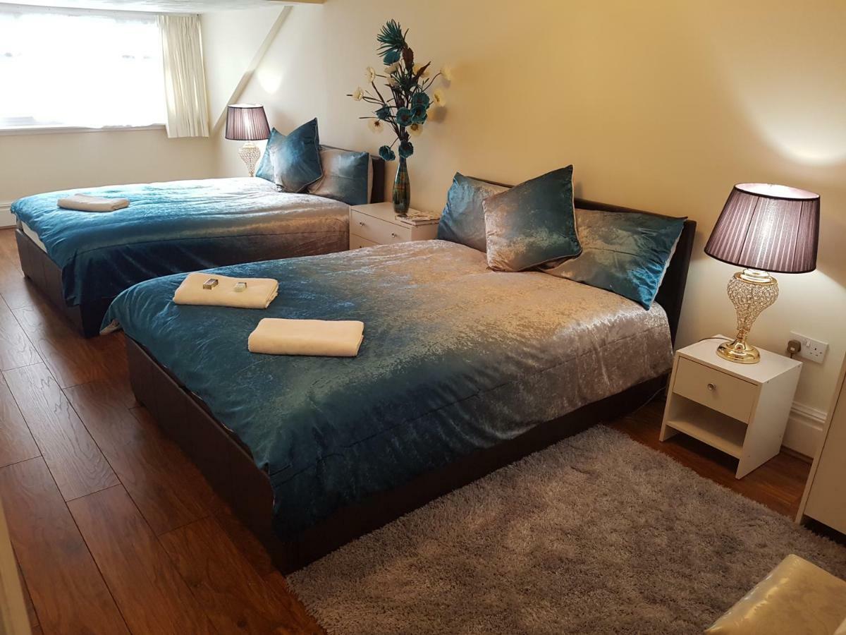 Gabriel Guesthouse Rhyl Ngoại thất bức ảnh