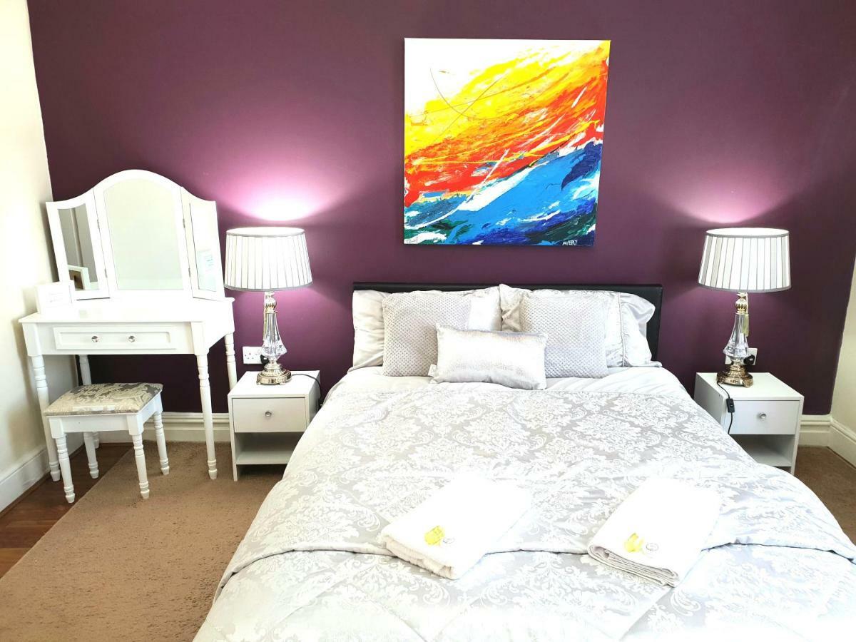 Gabriel Guesthouse Rhyl Ngoại thất bức ảnh
