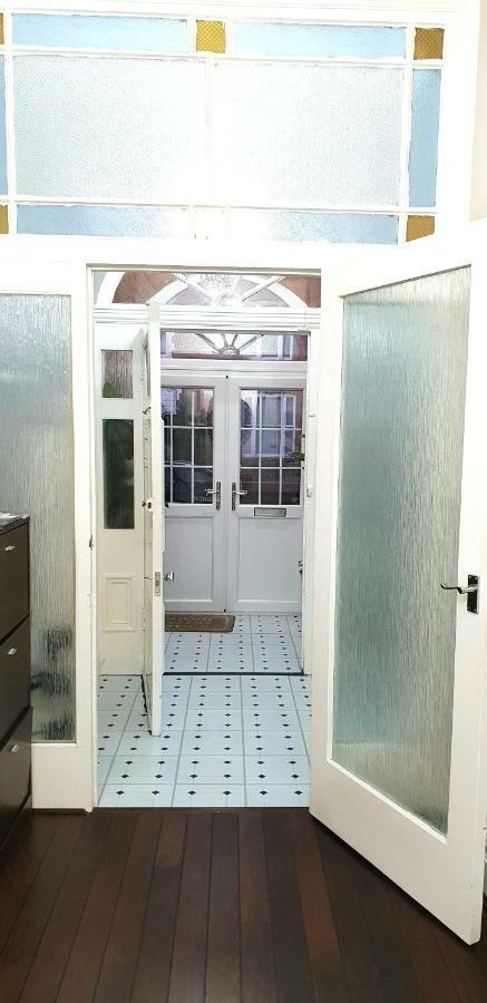 Gabriel Guesthouse Rhyl Ngoại thất bức ảnh
