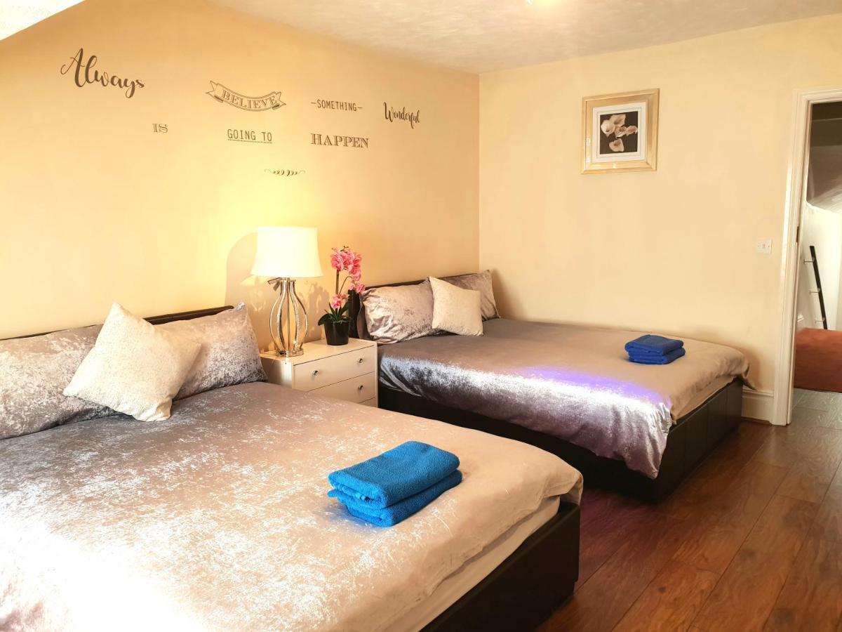 Gabriel Guesthouse Rhyl Ngoại thất bức ảnh